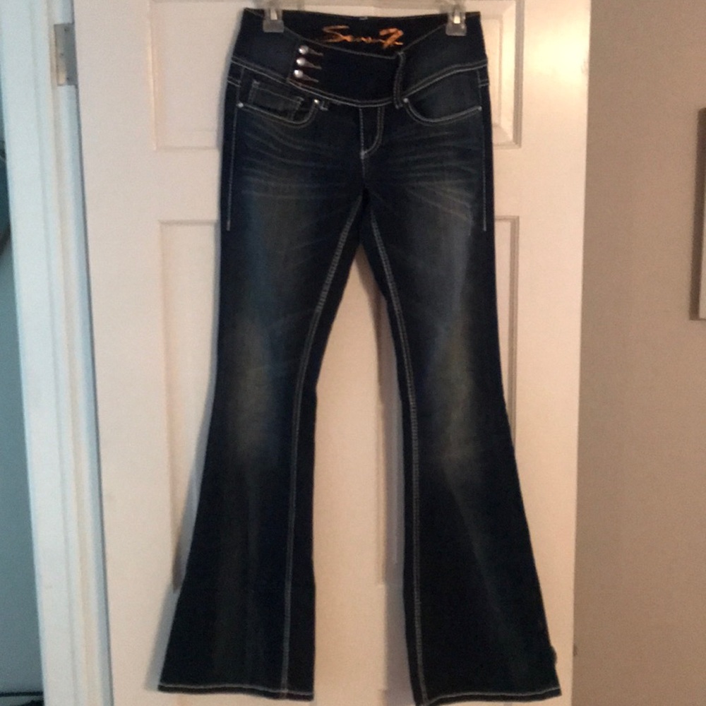 Small - Picture 2 of 2